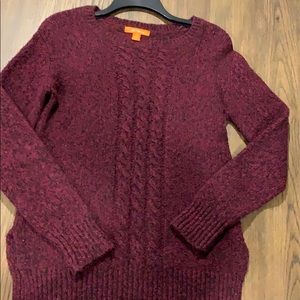 Maroon sweater